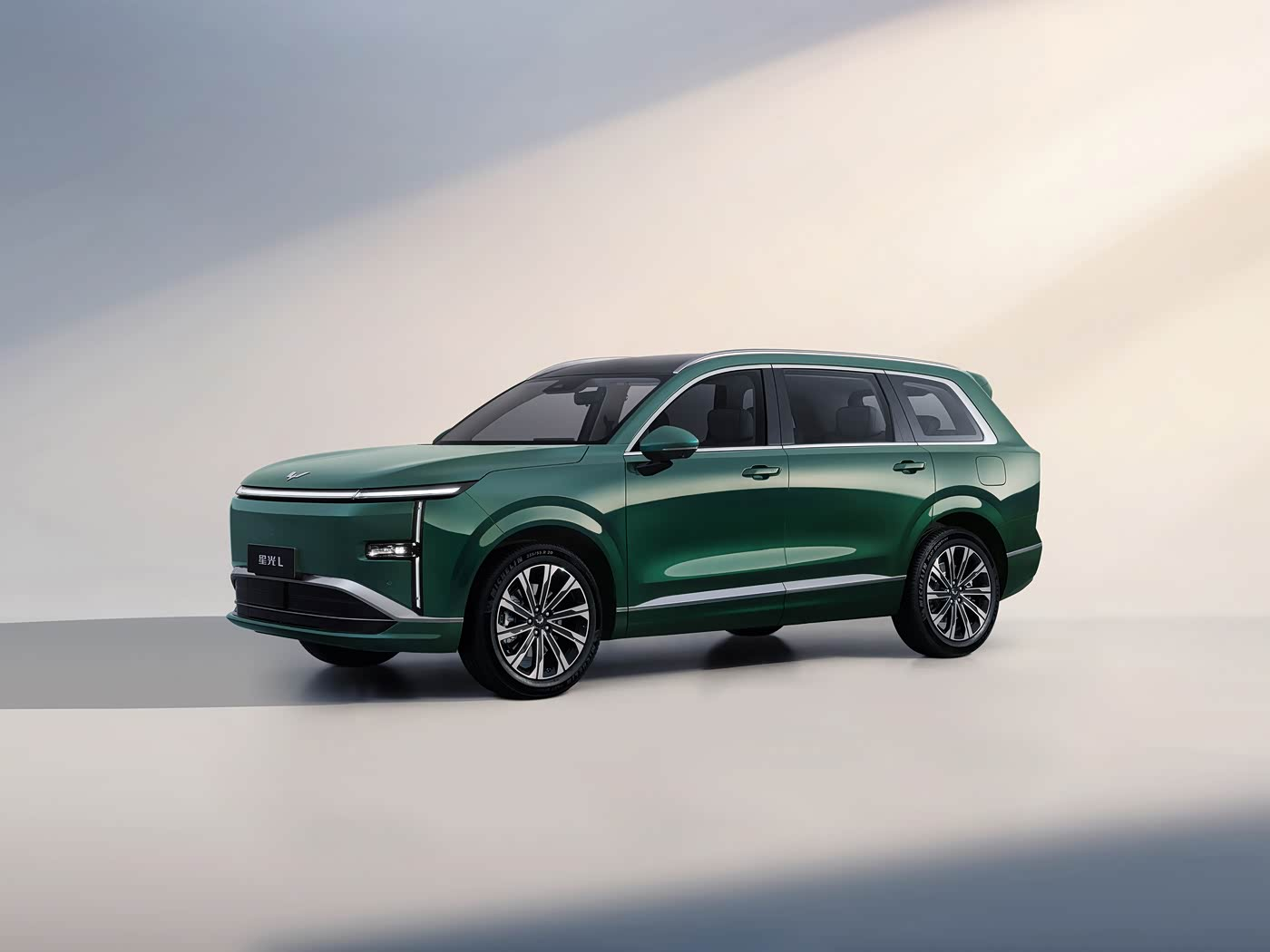د Wuling Starlight L څه شی د کورنیو لپاره د اوږد واټن 6 سیټ PHEV غوره کوي؟